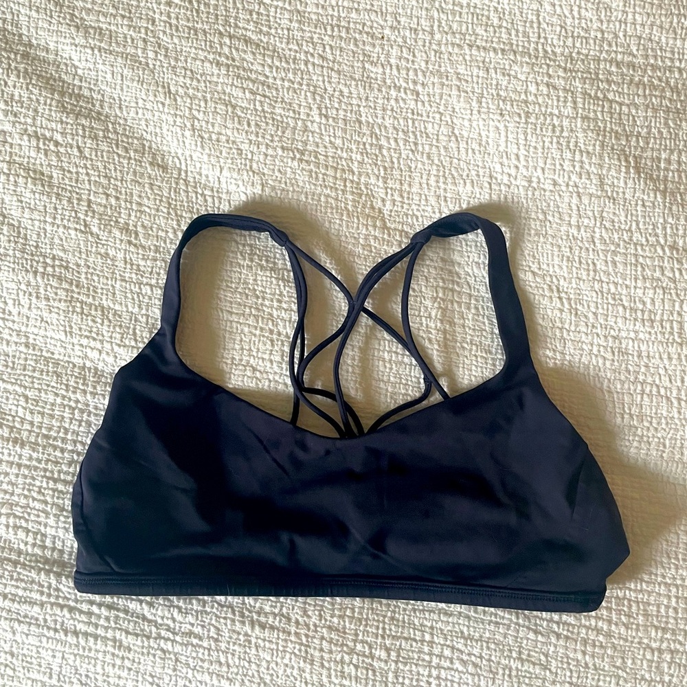 Lululemon Sports bra. Size 10. Navy.